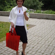 irina kull on My World.